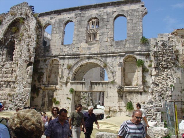 ruines2.jpg