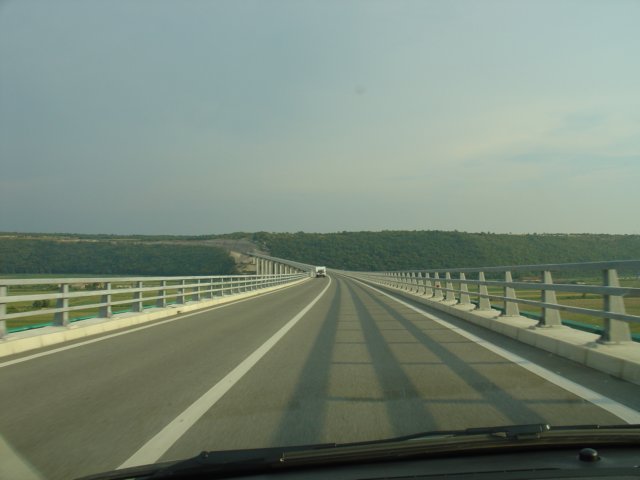 viaduktmirnavallei.jpg